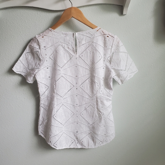 SOLD 🤍J. Crew white eyelet knit top XS - Picture 5 of 6